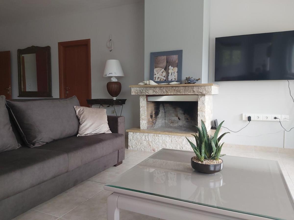 Villa Marilena Nafpaktos Buitenkant foto